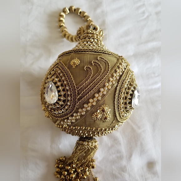 One of a kind elegant cocktail date tassel crystal bag - Picture 11 of 16